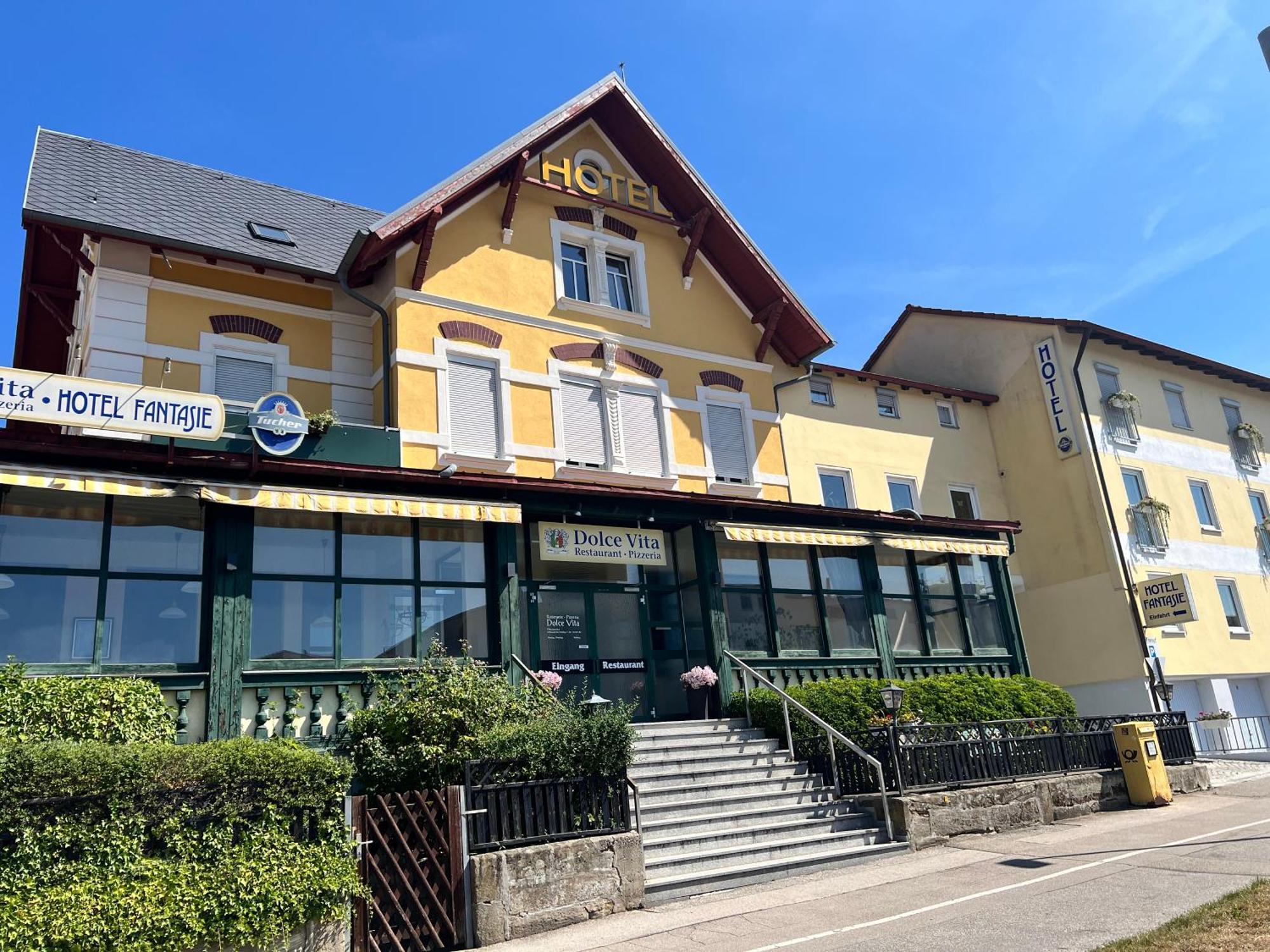 Hotel Fantasie Ansbach Eksteriør billede