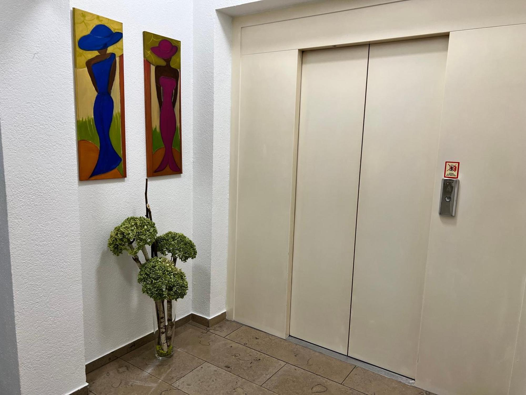 Hotel Fantasie Ansbach Eksteriør billede